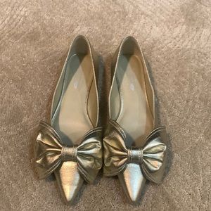 Jeffrey Campbell Free People pointed toe flat with bow size 8 in gold